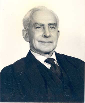 Photograph of Stephen Roskill